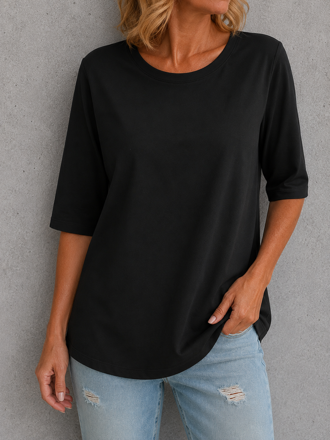 Calvera | Comfort Coverage Tee