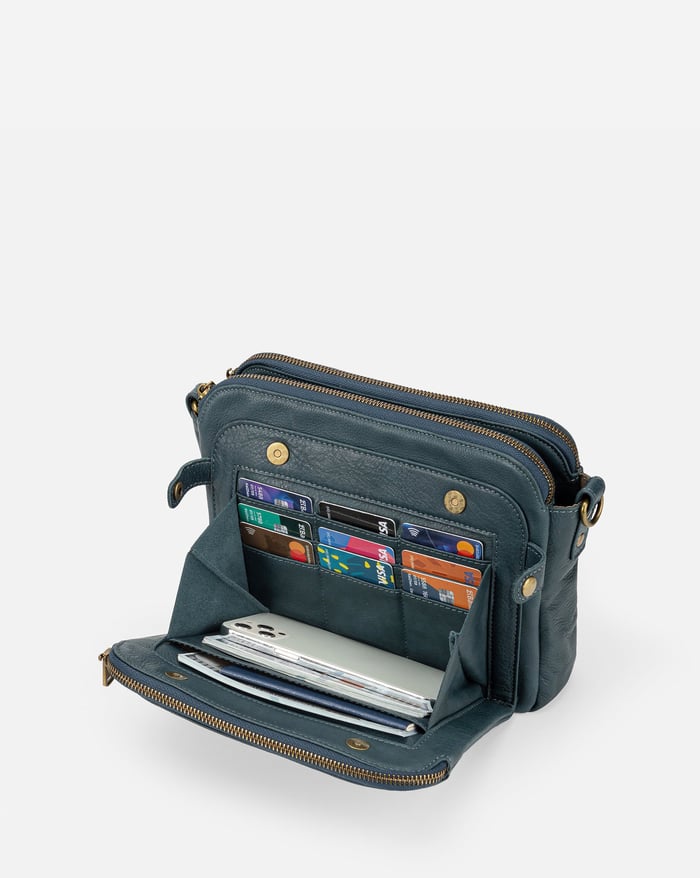 Jovie | Sleek Three-Layer Crossbody Bag