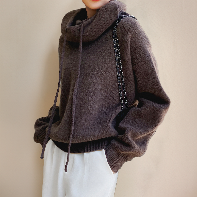 LIO |  Pullover Hoodie